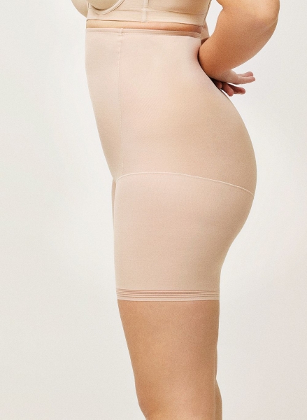 High-Waist Shaping Short von Ysabel Mora | 19615
