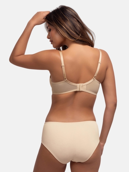 BH Carmen, D001926-back